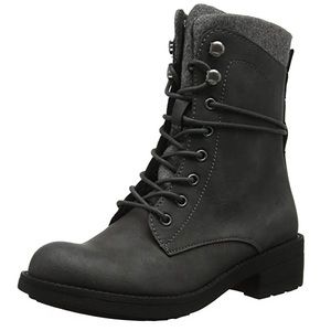 Black combat boots from ROCKET DOG🧨